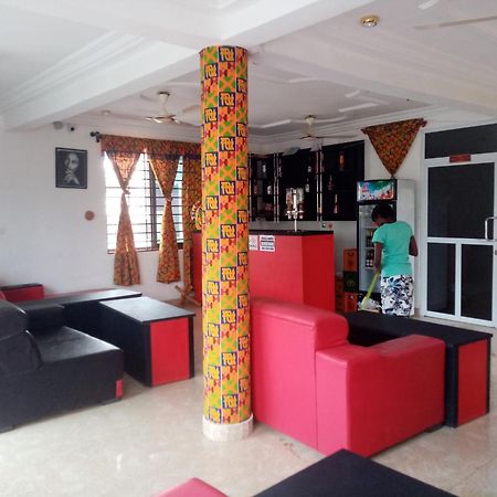 Ohene David Guest House Amanfro Exterior photo